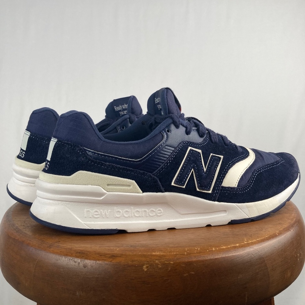 New Balance FIGS 997H Mens 8/ Womens 9.5 Navy Blue White Shoes Sneakers CM997HYC